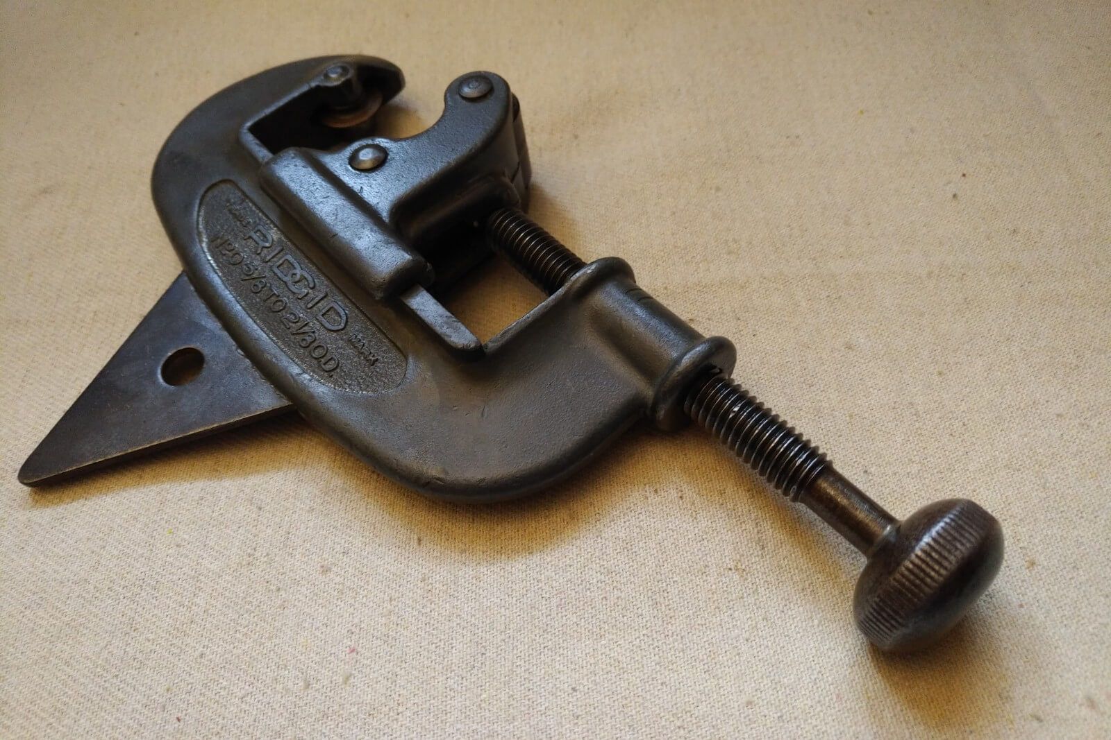 Ridgid No 105 Vintage Pipe cutter 1/8 to 1 1/8 inch USA made 
