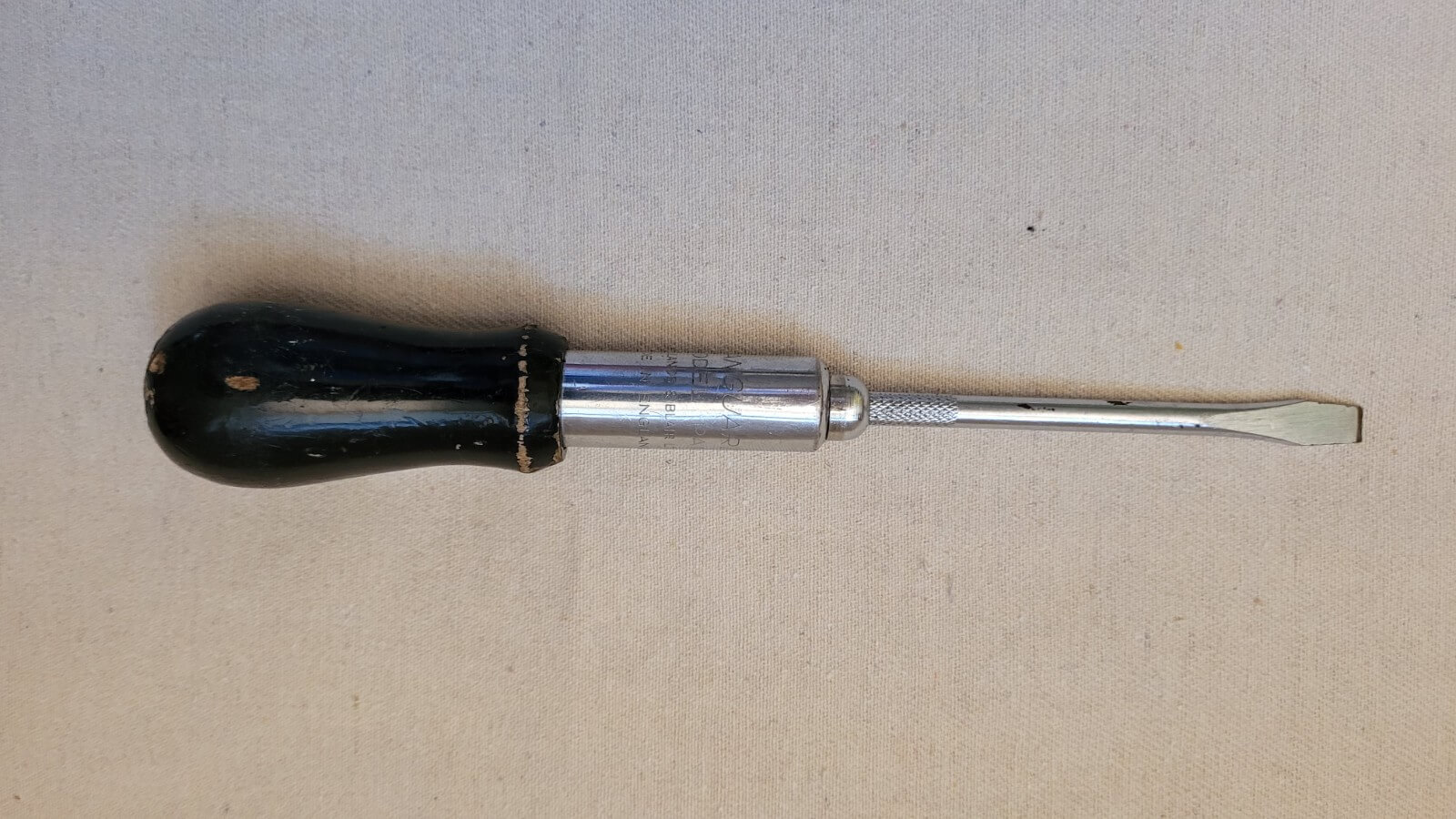 Rare Hollands and Blair Vanguard reversible ratchet screwdriver England with the black wooden handle