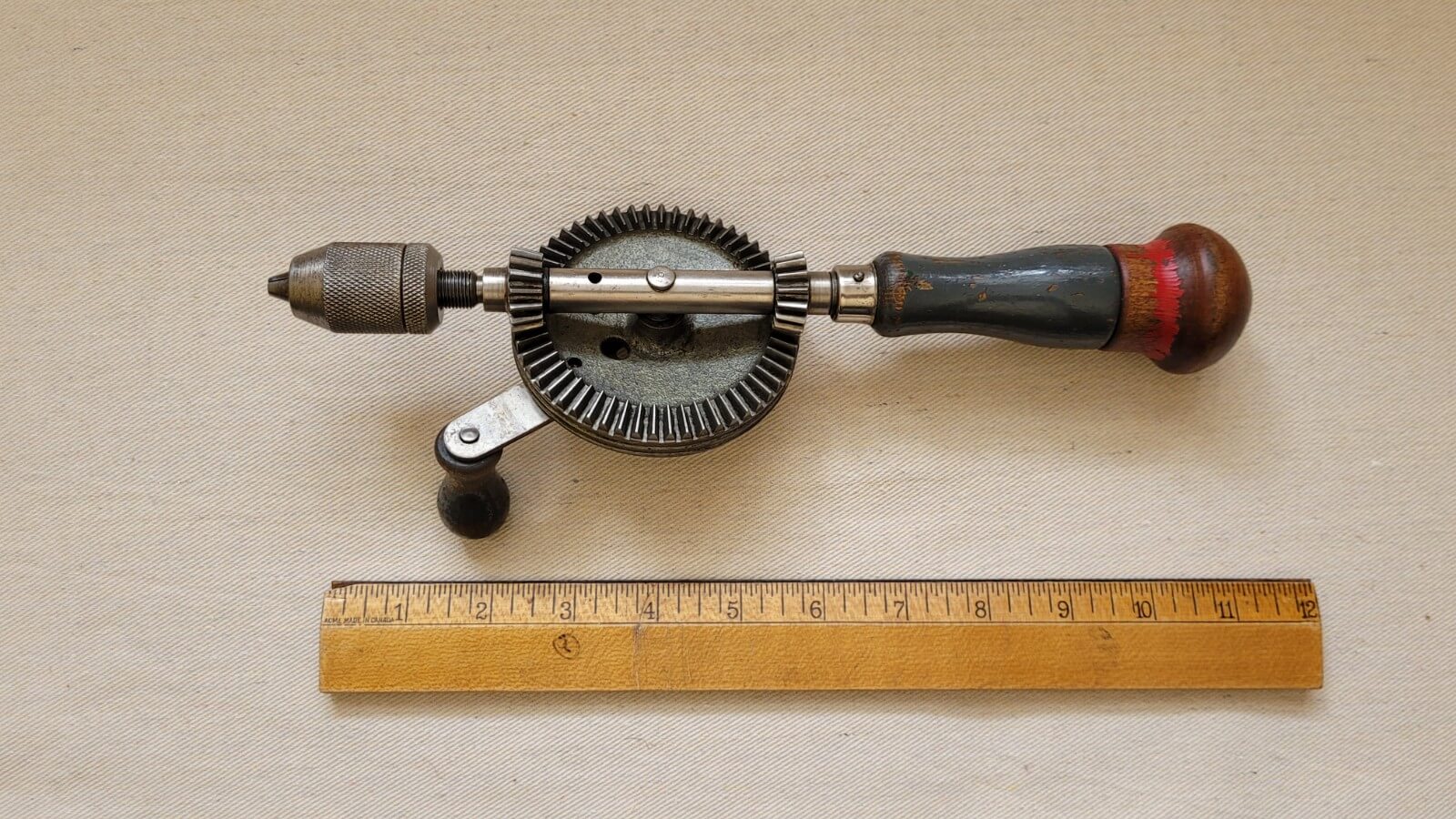 Rare vintage Stanley H122O HY-LO drive egg beater hand drill with screw on bit storage, collectible antique made in Canada woodworking tool