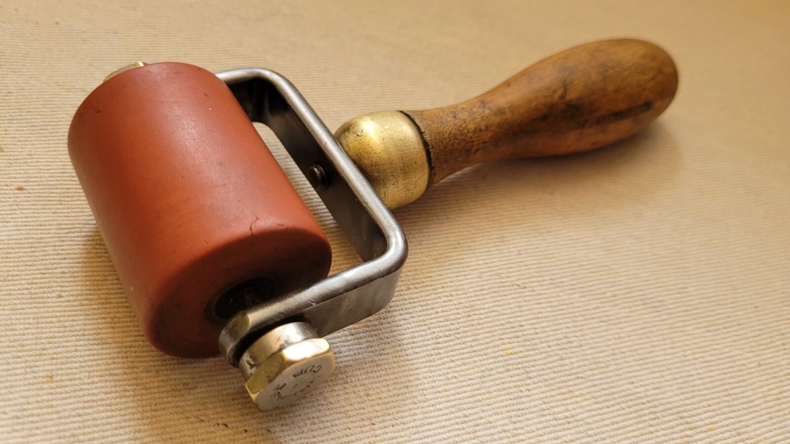 Vintage Hand Rubber Roller w Spunferruled 2 Brass & Wood Handle made by Nicholson - Artist and Printmaking Collectible Tools