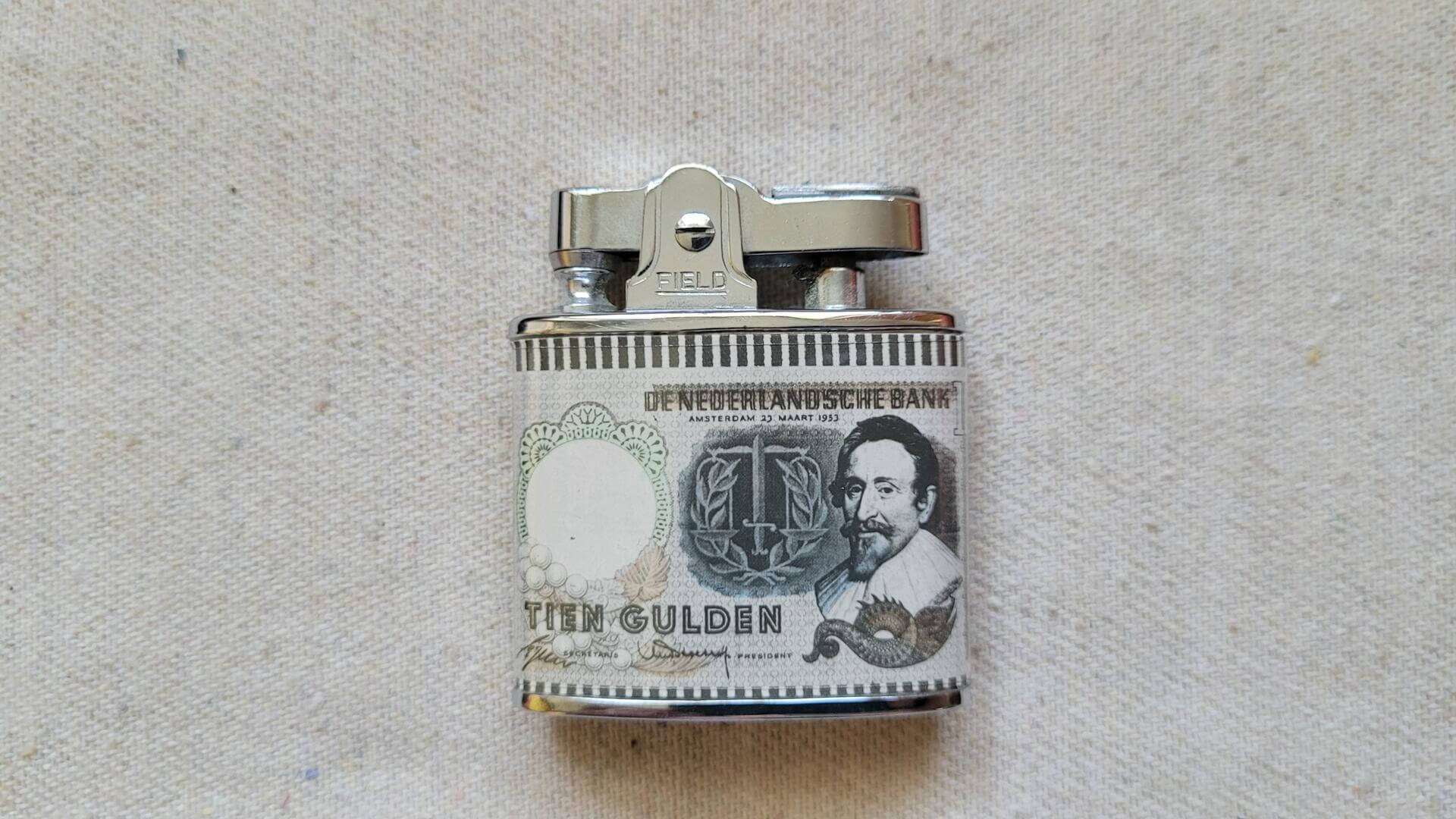 Rare Vintage Field Highquality Standard Automatic Petrol Lighter Ten Gulden Dutch Bank Note Design - Retro Tobacciana Collectibles