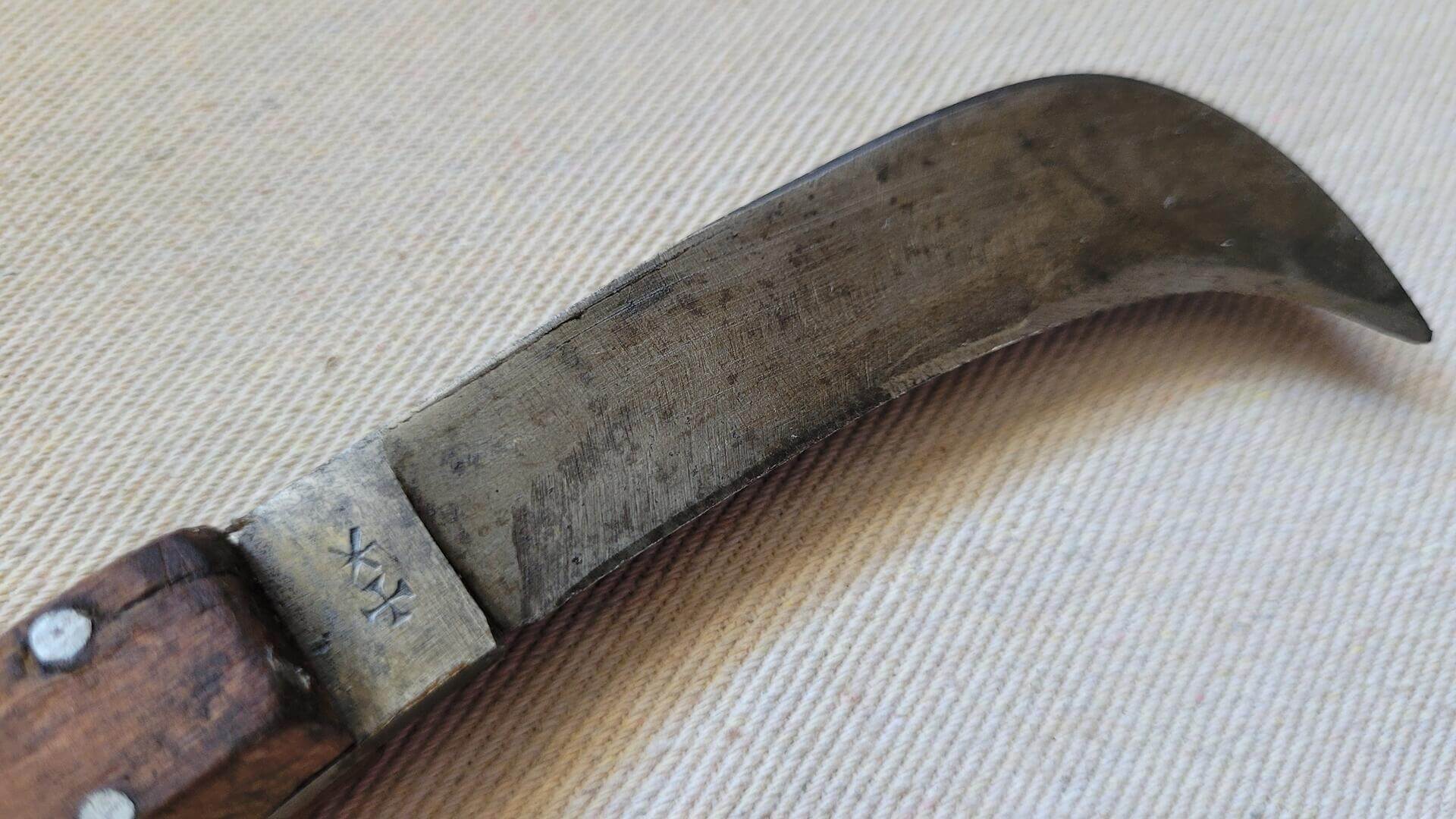 Antique Joseph Rodgers & Sons No 6 Norfolk Street Sheffield Curved Knife - Rare vintage collectible made in England knives and cutting tools