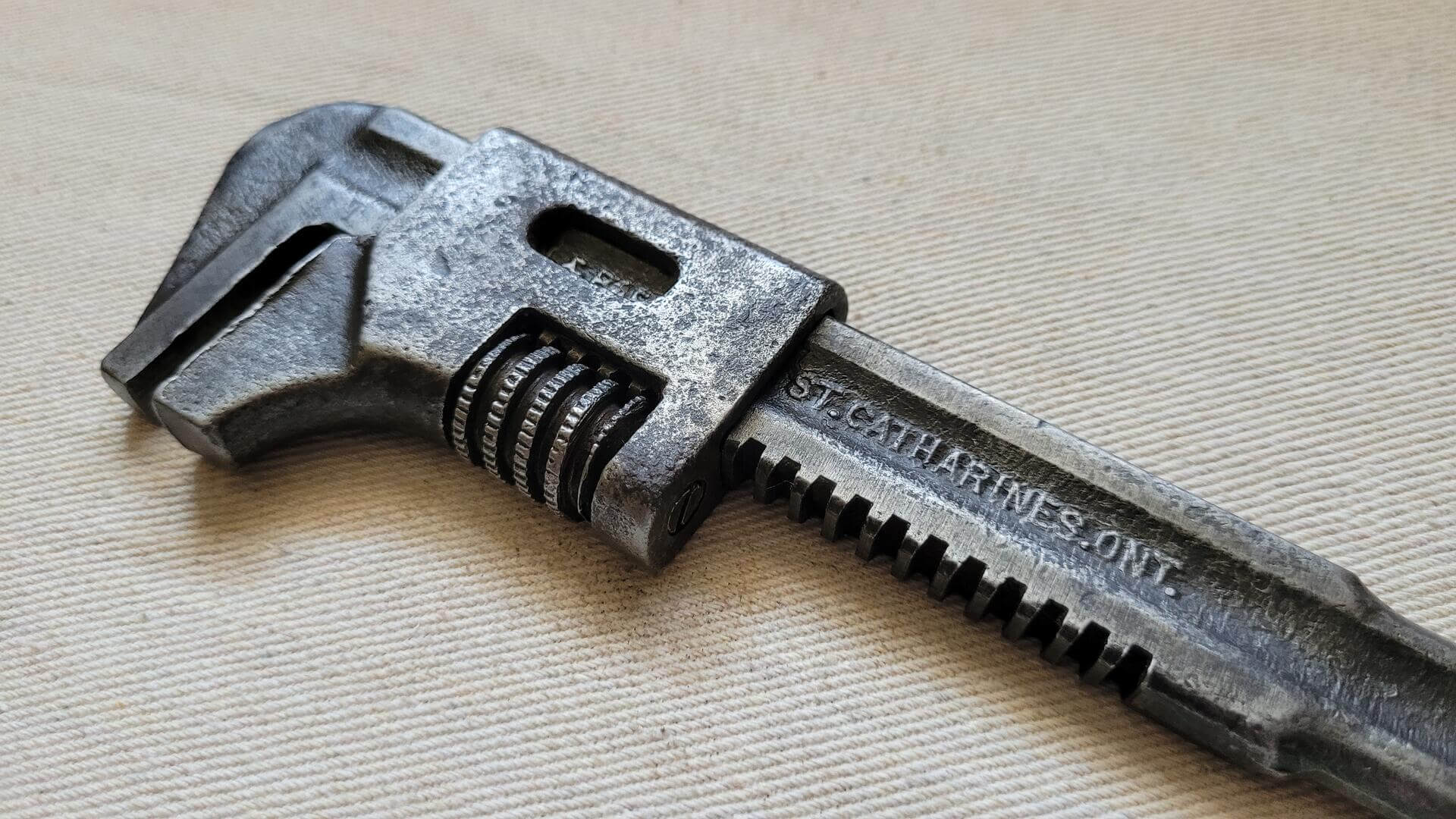 rare-vintage-whitman-and-barnes-manufacturing-company-adjustable-solid-cast-steel-wrench-st-catharines-ontario-w&b-diamond-made-in-canada-antique-hand-tool-collectible