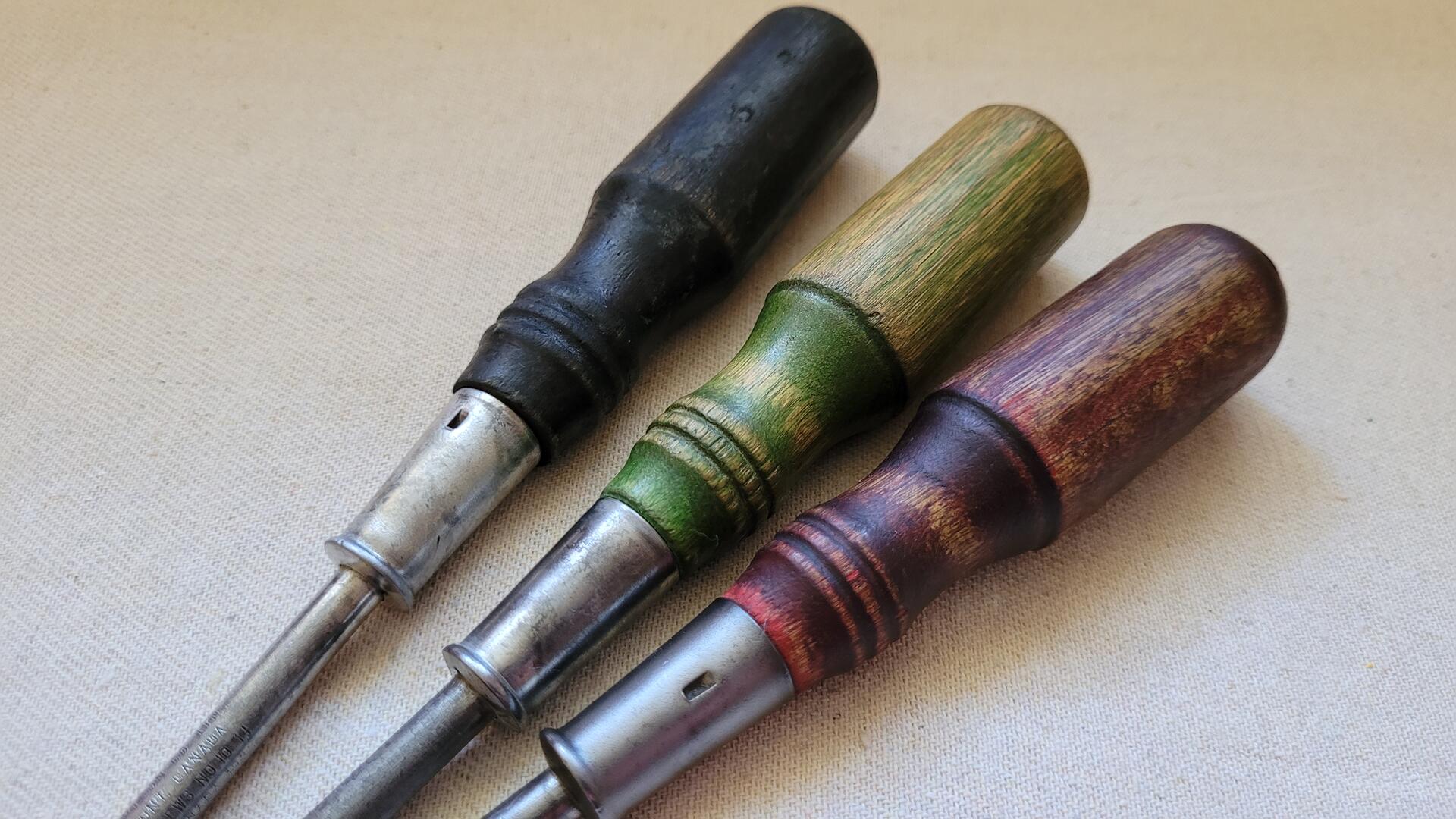 Original Robertson Wooden Handle Screwdrivers Set Milton ON - Vintage and antique made in Canada collectible hand tools