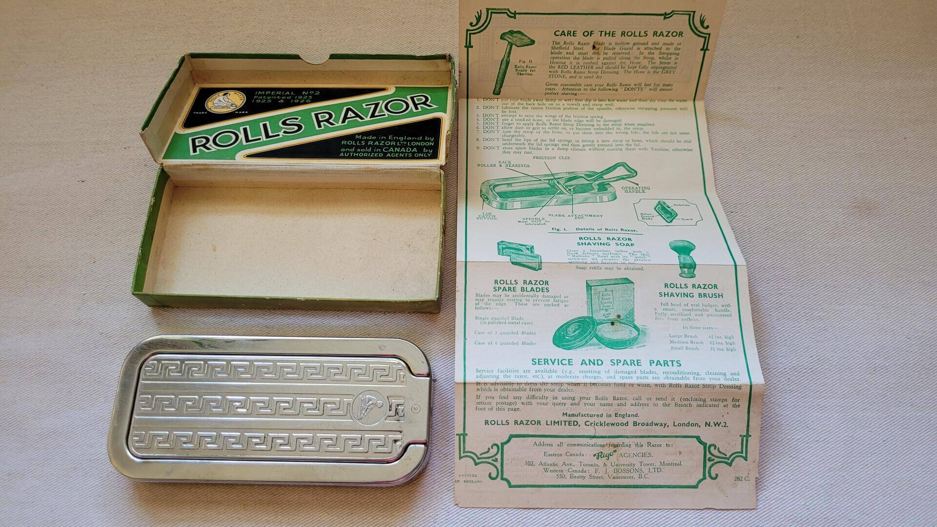 Vintage Rolls Razor Shaving Sharpener Strop w Instructions & Case - antique Art Deco 1920s design Made in England shaving collectibles