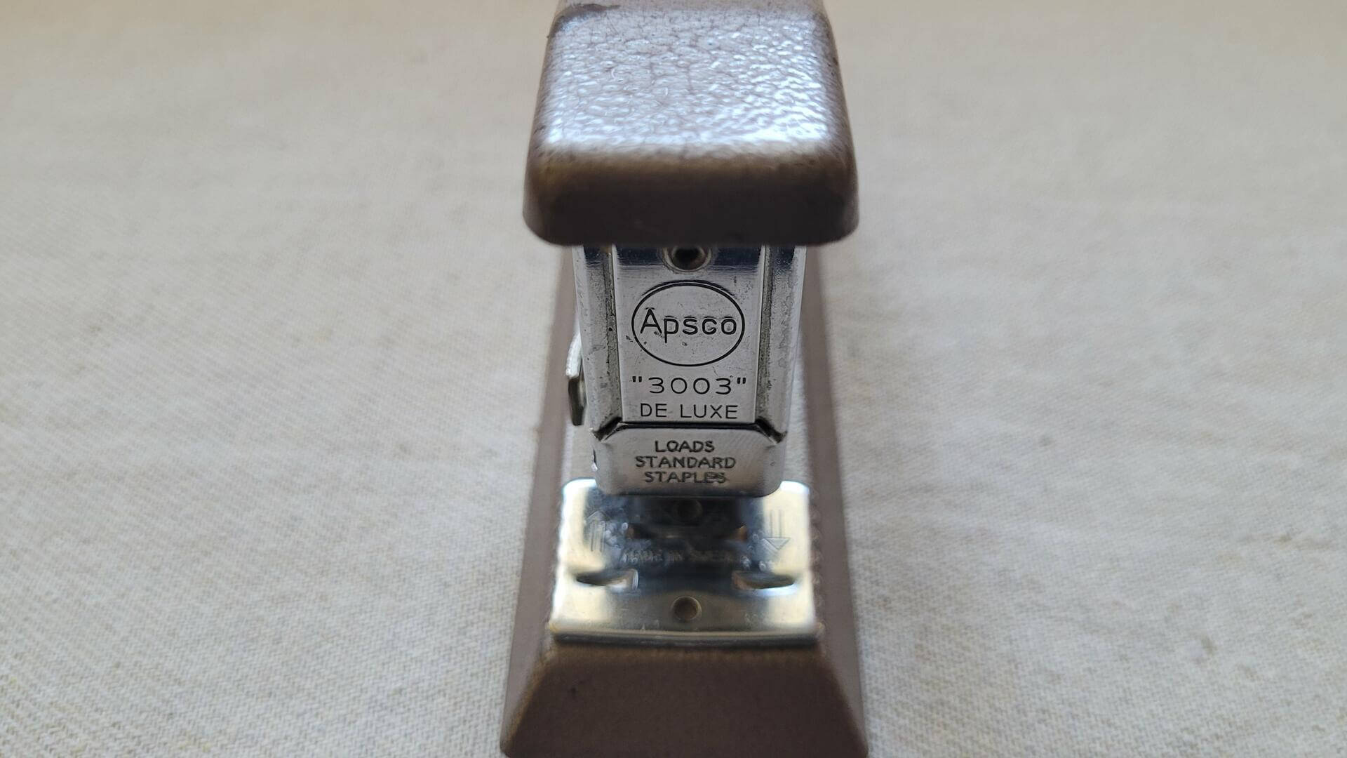 apsco-3003-de-luxe-paper-stapler-isaberg-ab-hestra-design-vintage-antique-made-in-sweden-mid-century-collectible-office-equipment-model-brand-engraving