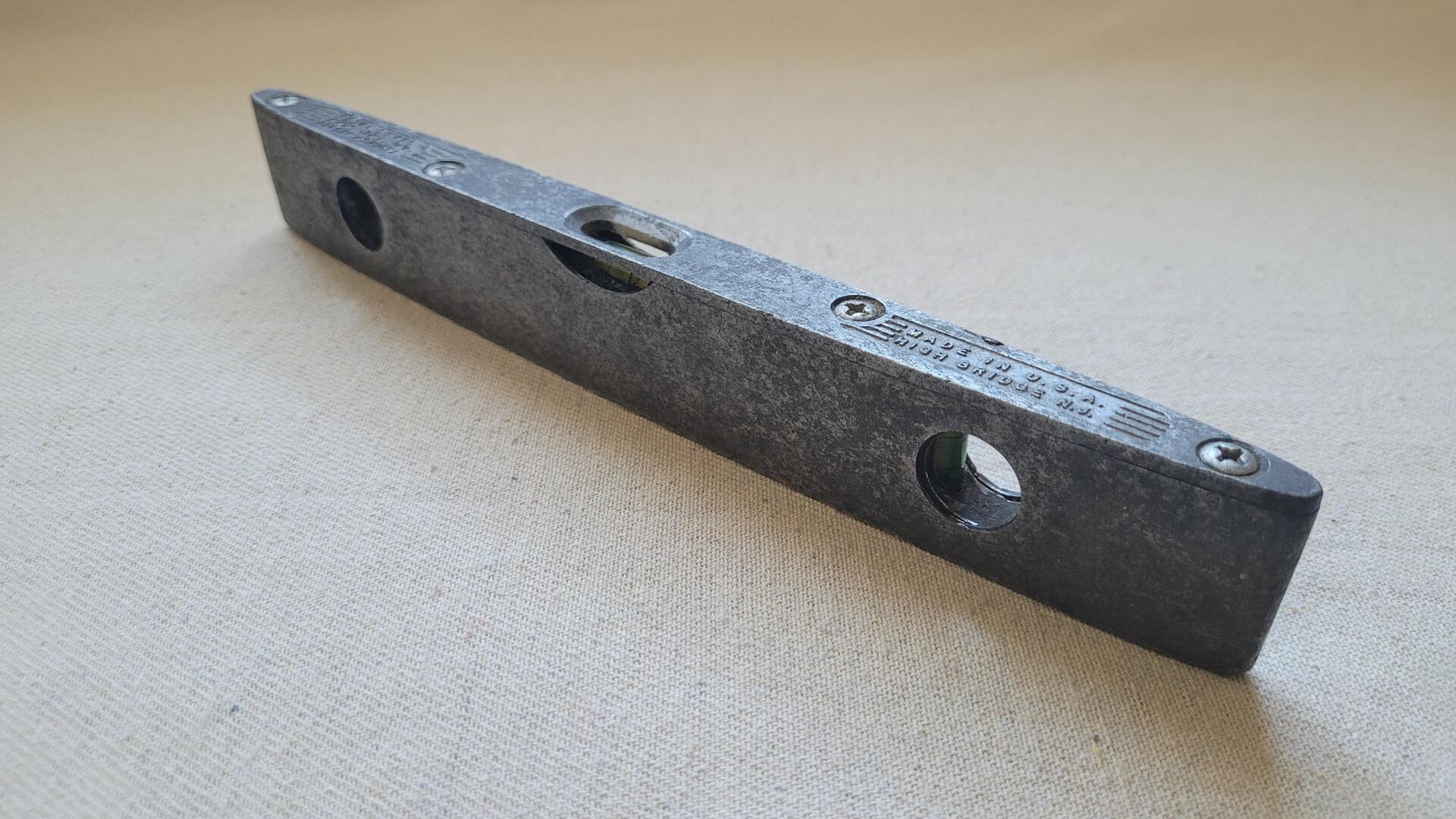 exact-level-tool-manufacturing-company-cast-aluminum-torpedo-level-high-bridge-nj-vintage-antique-made-in-usa-collectible-marking-measuring-tools