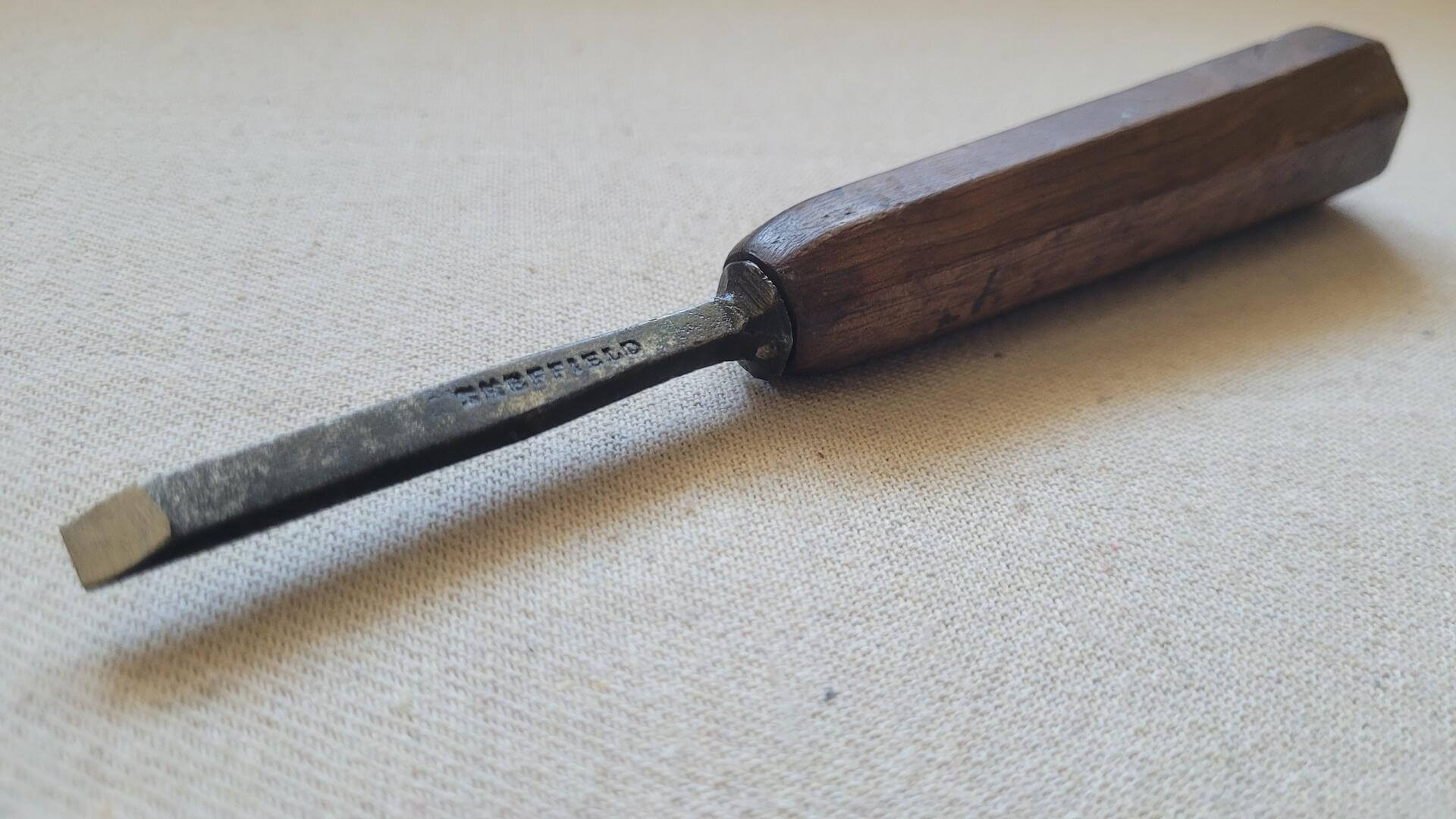 Rare vintage cast steel carving chisel 1/4 inch with hexagonal wooden handle by I. Herring & Sons from Sheffield. Antique made in England collectible woodworking and carpentry hand tool