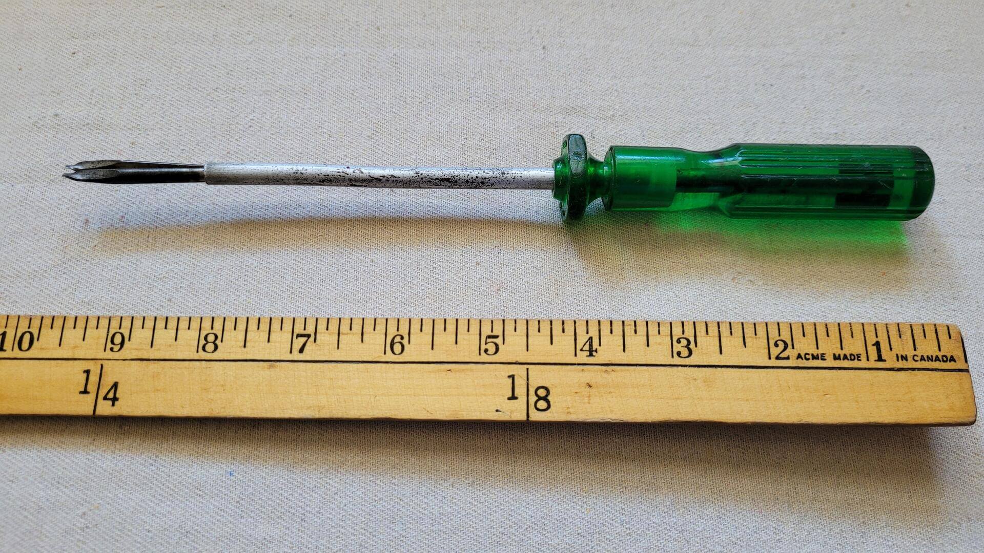 Rare vintage Quick-Wedge No. 1836 screw holding slot screwdriver 10 inches long and green handle. Antique Salt Lake City Kedman Company made in USA collectible hand tools