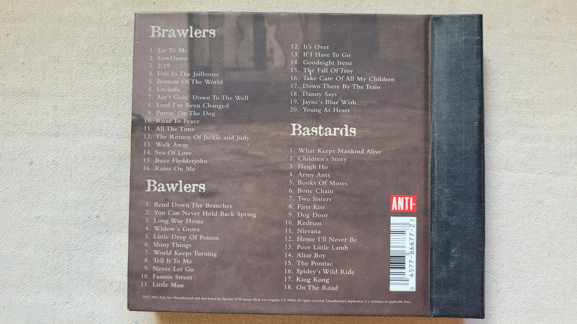 Tom Waits Orphans: Brawlers, Bawlers & Bastards 3 CDs box set with 94 page booklet. Collectible limited edition three CD set by Tom Waits, released by the ANTI- label in 2006