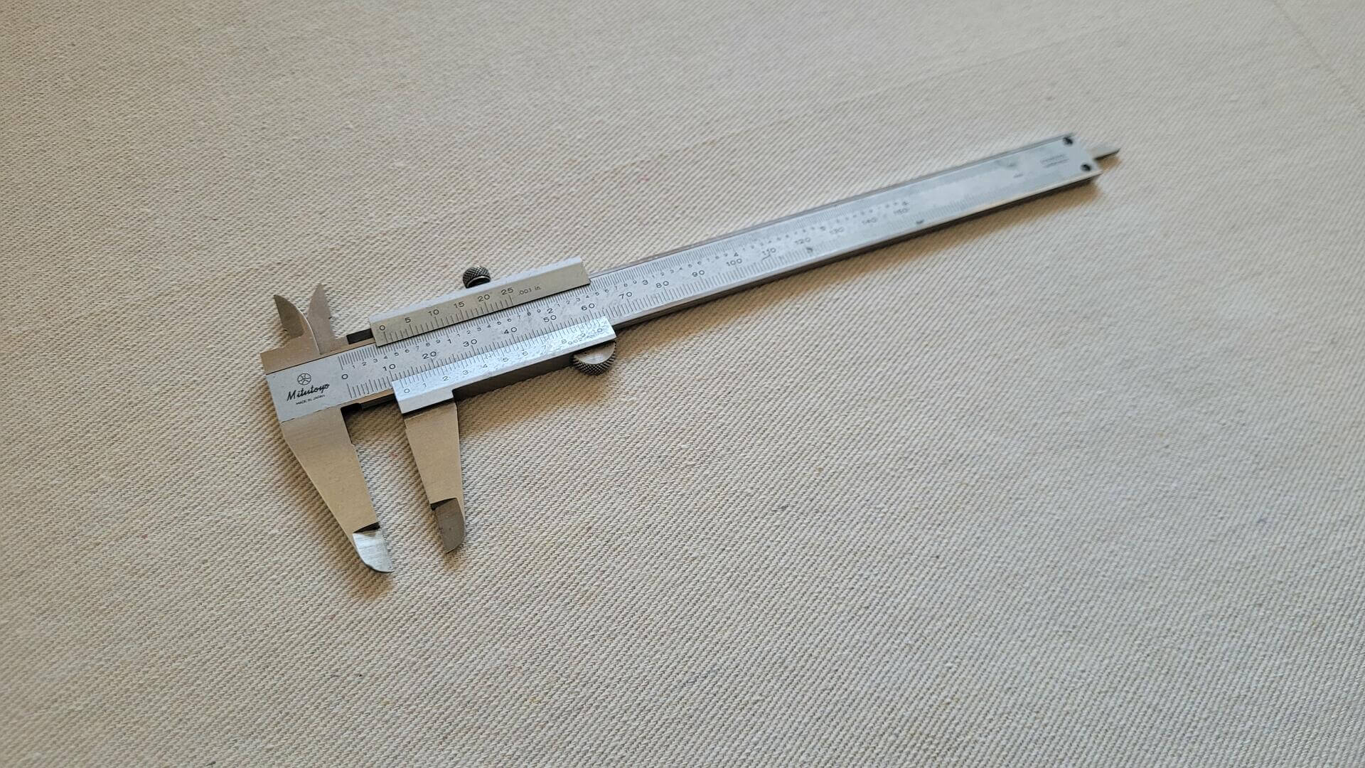mitutoyo-precision-vernier-caliper-150mm-vintage-made-in-japan-collectible-machinist-engineering-marking-and-measuring-tools