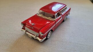 Beautiful 1955 red Chevy Bel Air Nomad 1:24 scale diecast model car toy
