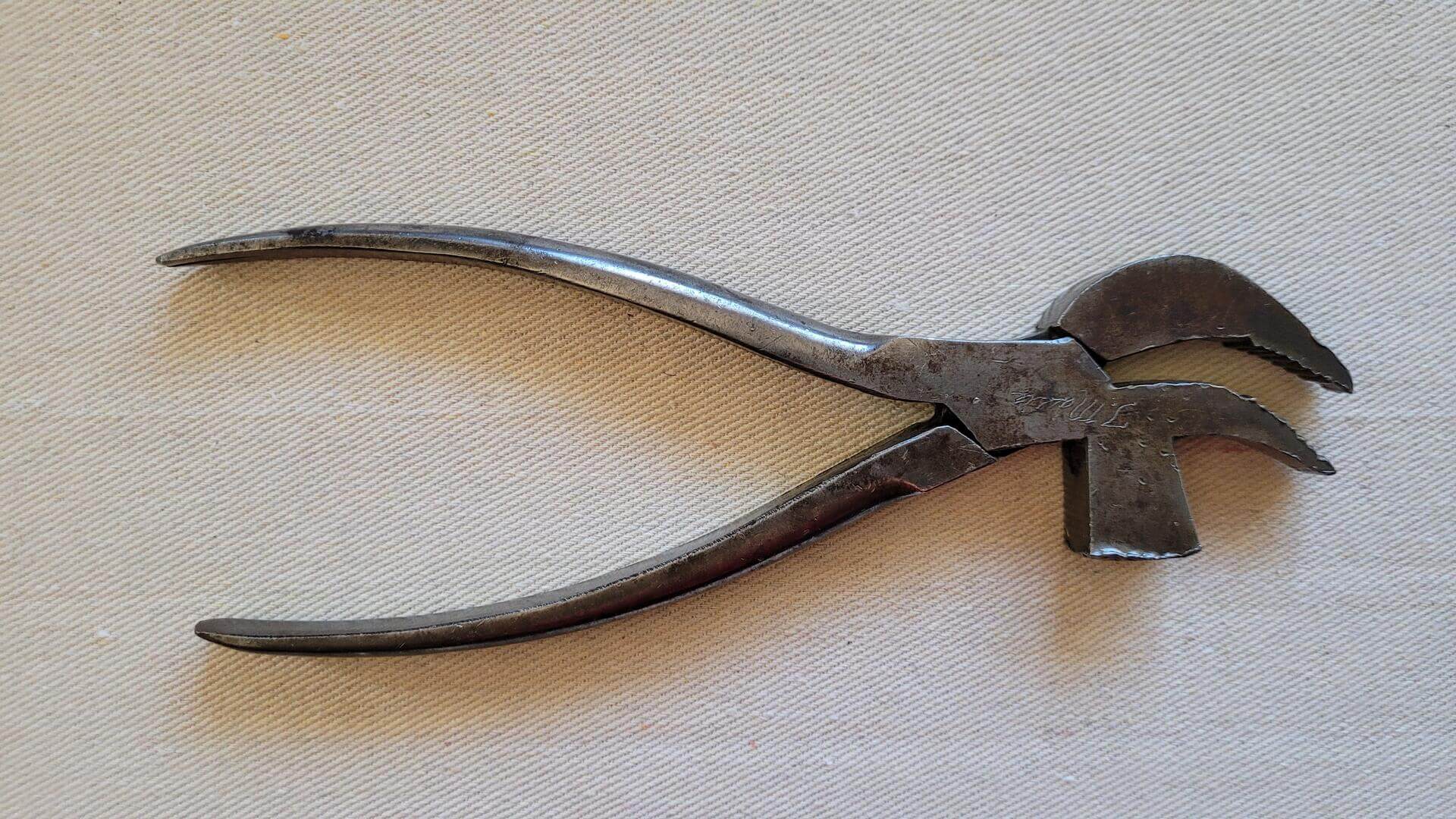 Rare vintage Carl Blombach forged cobbler lasting pliers with hammer 8 inches long. Primitive and antique made in Germany collectible shoe maker leather working hand tool