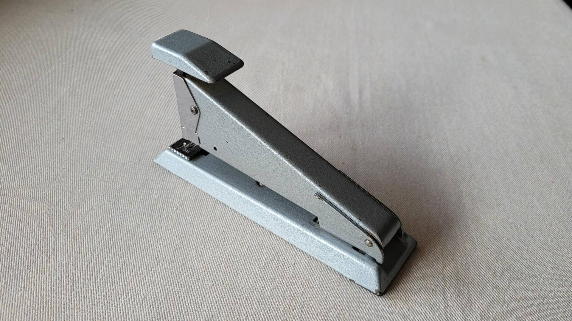 Apsco Stapler Model 2002 blue and chrome colour Isaberg Verkstadts Design AB Hestra. Solid steel made in Sweden MCM collectible office tools & equipment