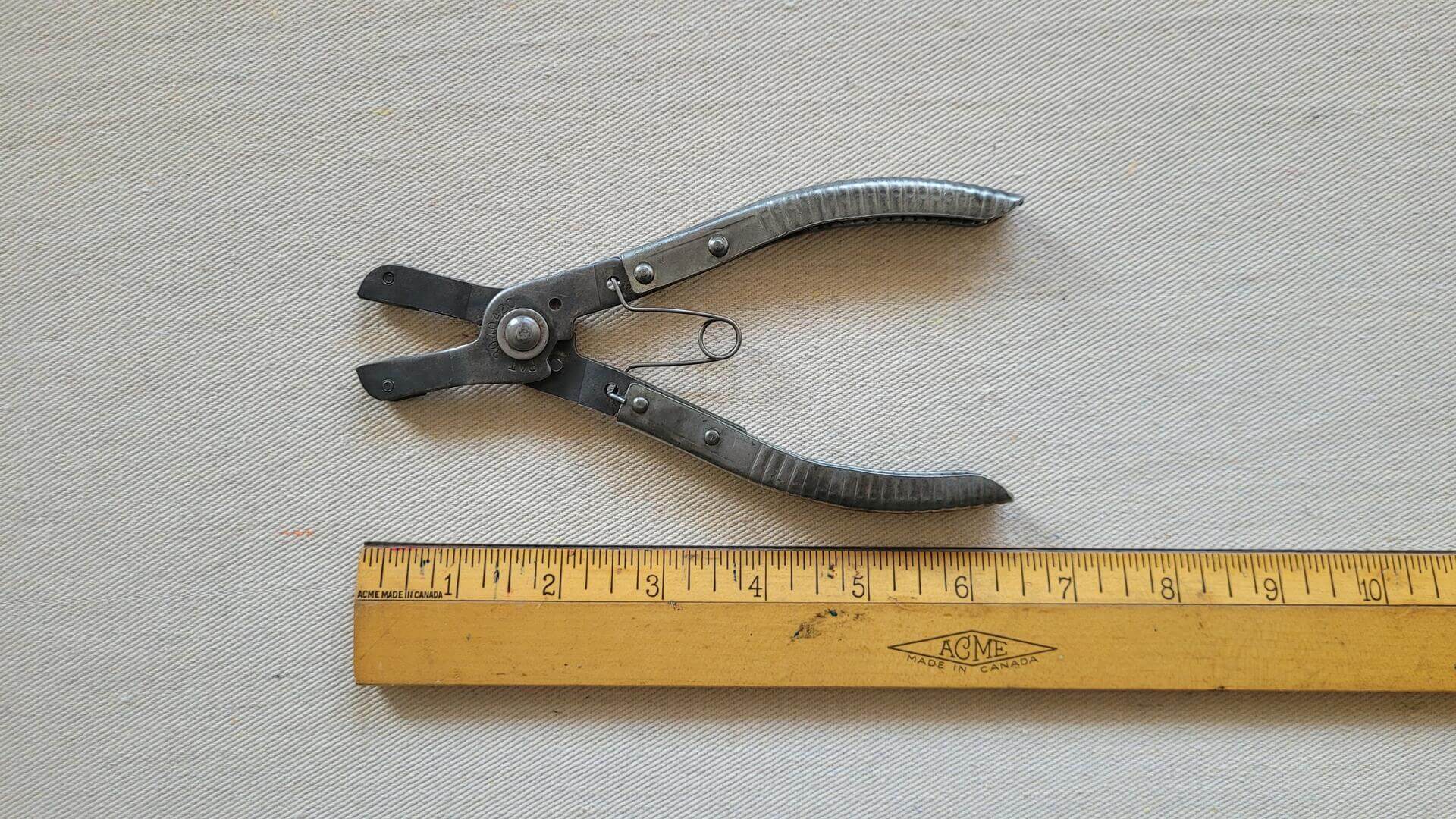 Vintage K-D Tools No. 445 & No. 446 retaining snap ring automotive pliers. Antique 1960s made in USA collectible mechanic hand tools Patent 3040420