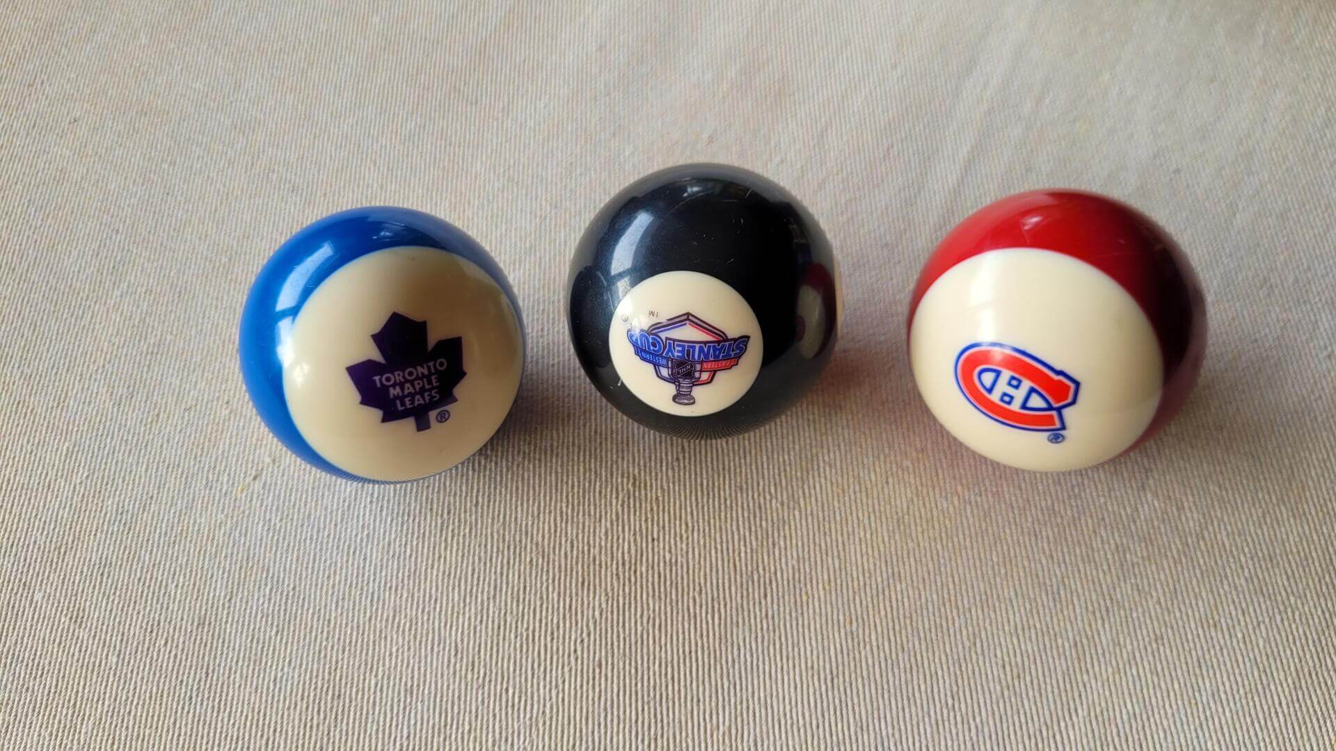 Vintage NHL Hockey billiards pool balls set with blue Toronto Maple Leafs and red Montreal Canadians balls, Stanley Cup 8 ball
