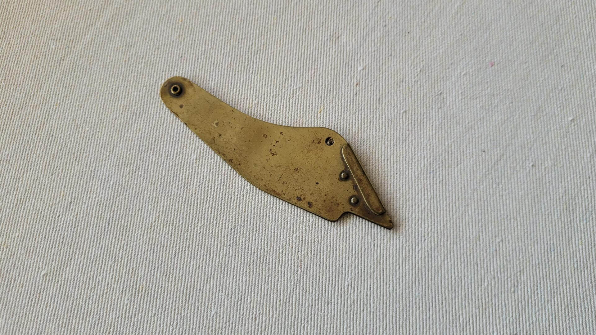 Rare antique solid brass Schul-Sons razor knife blade holder used as furrier's knife. Vintage made in USA collectible furrier and cobbler cutting hand tools