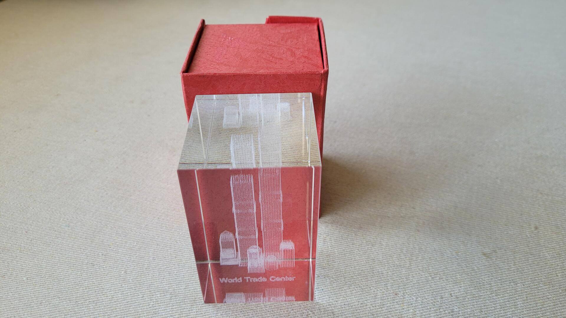 Vintage NYC World Trade Center laser etched crystal glass paperweight w original box. Made in USA Twin Towers memorabilia & laser 3D etched art collectibles