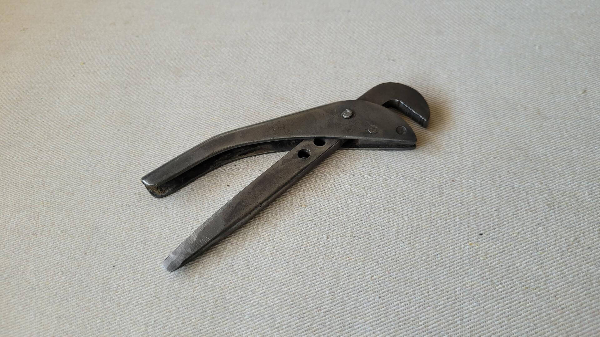 footprint-original-pattern-adjustable-spanner-wrench-antique-vintage-made-in-sheffield-england-collectible-plumbing-tool