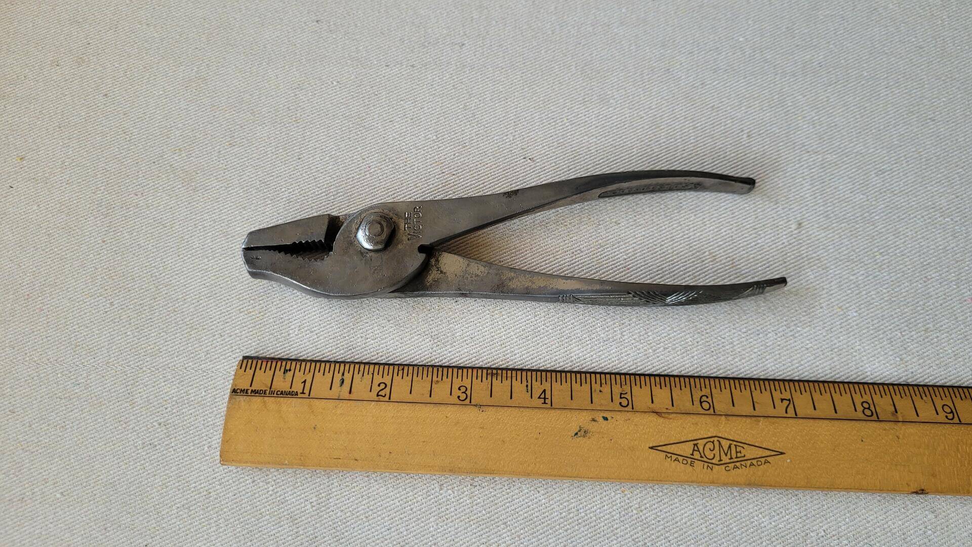 Antique Kraeuter & Company 305-7 "The Victor" universal slip-joint pliers. Vintage made in USA collectible early 20th century gripping hand tools