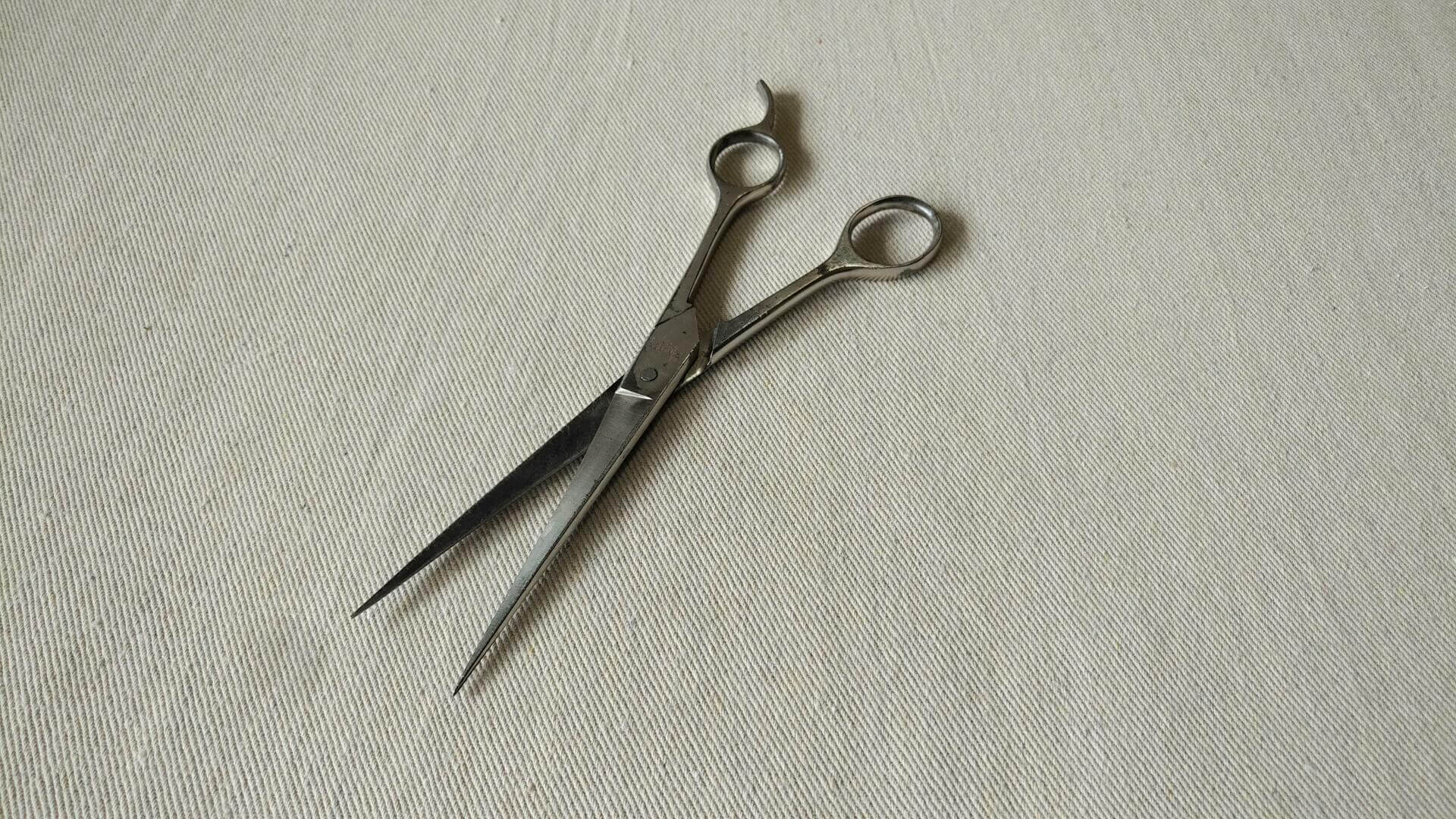 Vintage Panamex Fermarud hair cutting and thinning scissors shears 7 inches long. Antique made in Italy collectible hairdresser and barber tools & supplies