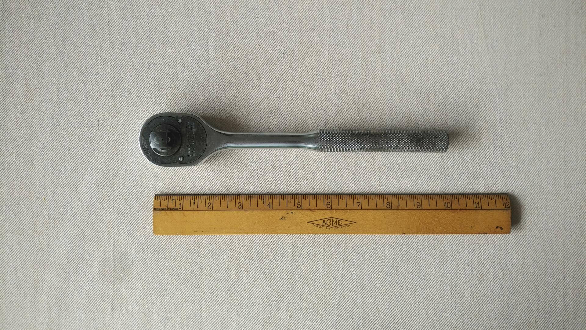 Nice antique Proto 5449 1/2" ratchet wrench w pear head and knurled handle 10.5" long. Vintage made in USA collectible automotive & mechanic hand tools.