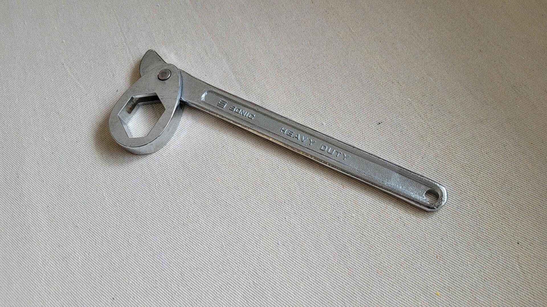 sonic-adjustable-multi-wrench-swivel-head-tool-23-32-vintage-collectible-automotive-mechanic-hand-tools-spanner
