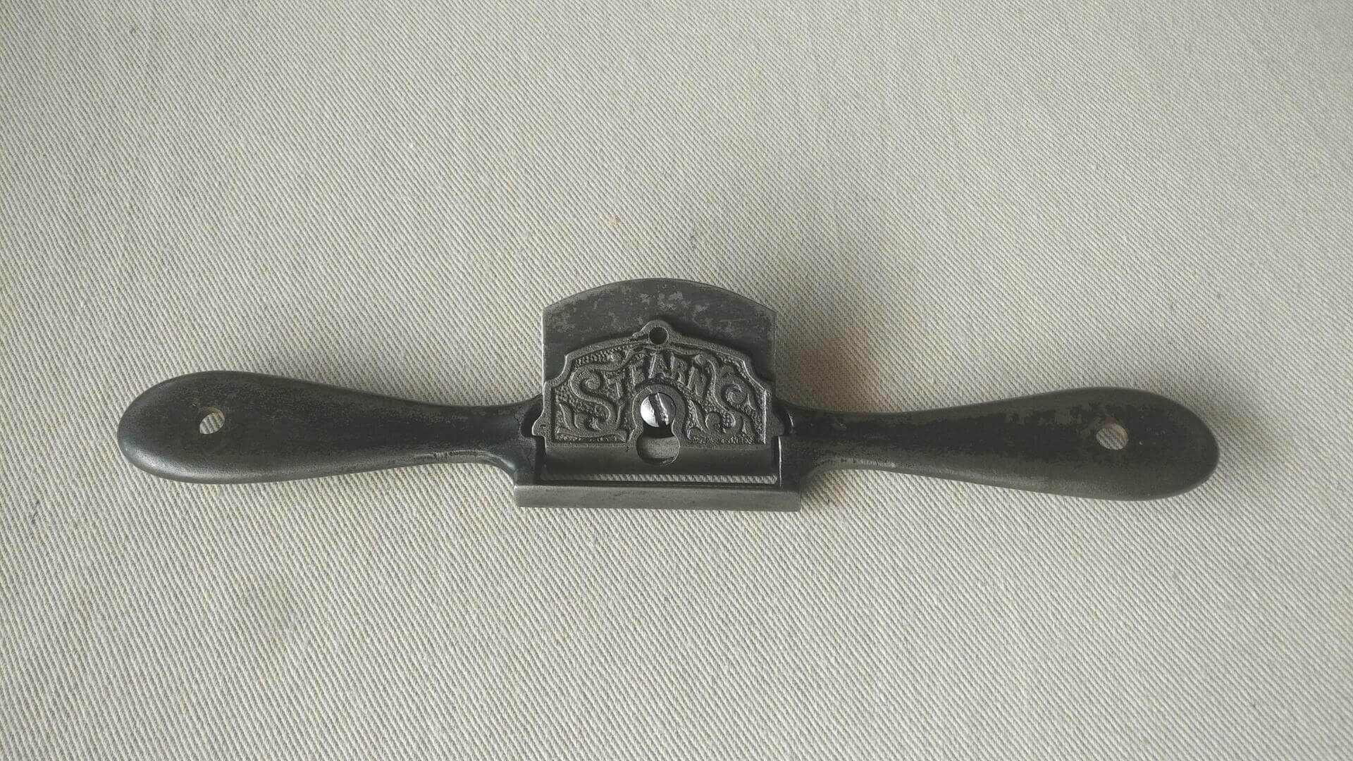 Vintage woodworking spoke shave with beautiful ornate by E.C. Stearns & Company from Syracuse NY. Rare antique made in USA collectible carpentry edge tools