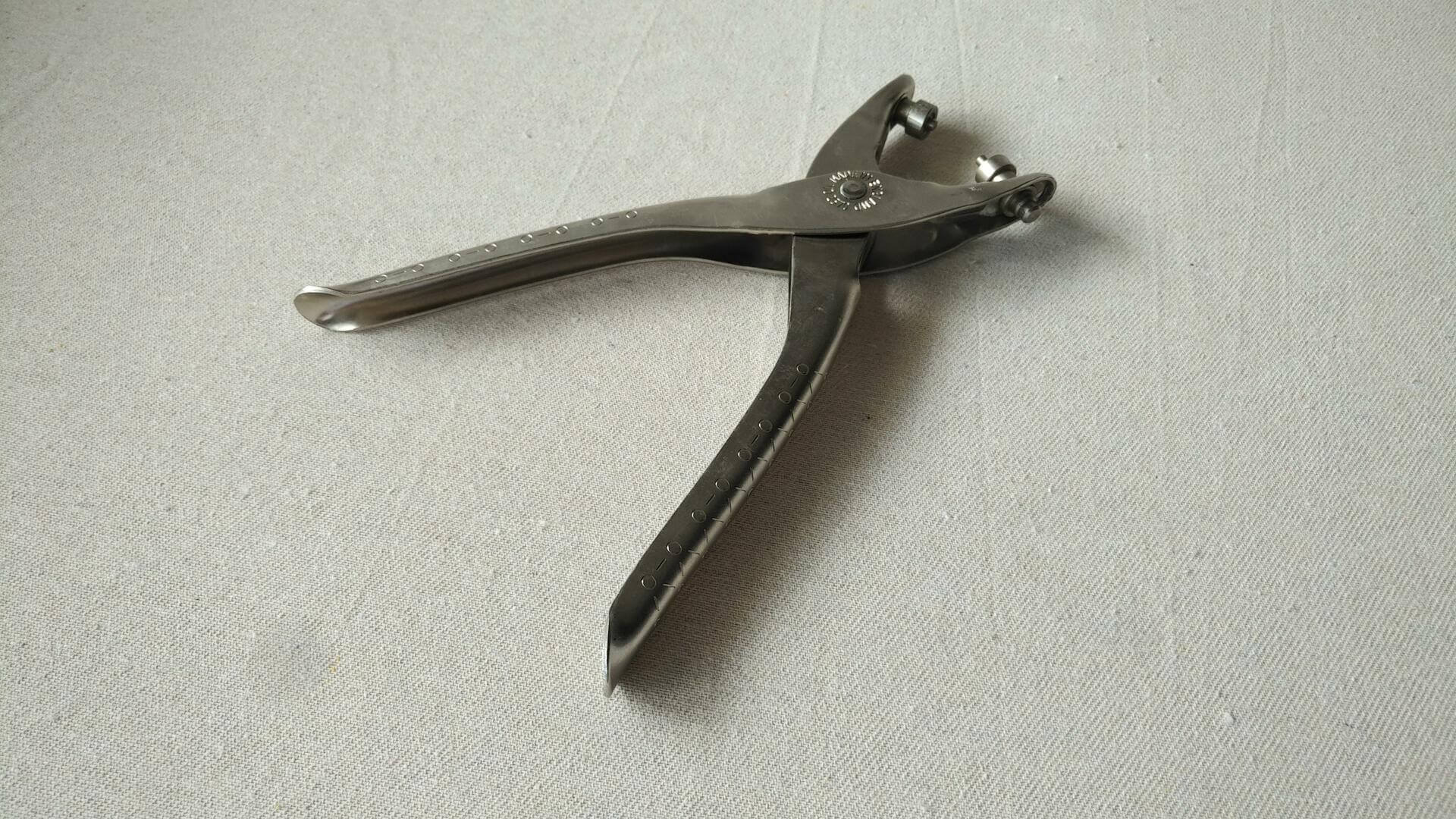 A genuine Maun Industries No 2570-165 punching and eyelet pliers for 5/32" eyelets. Vintage made in England collectible leathercraft hand tools